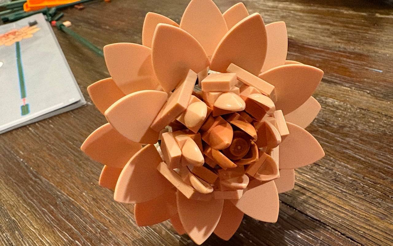 LEGO petal construction technique